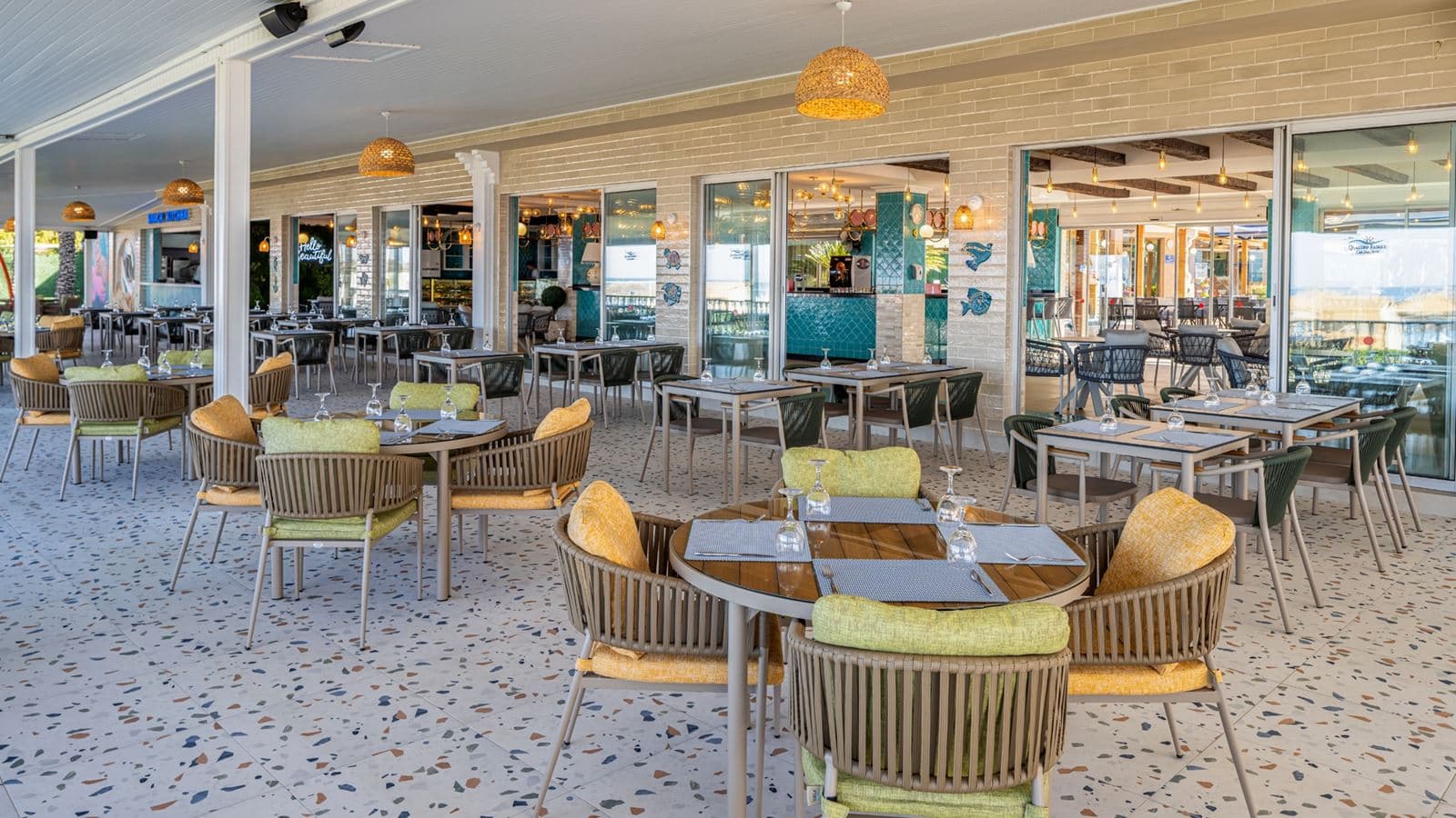 restaurants-beach-restaurant