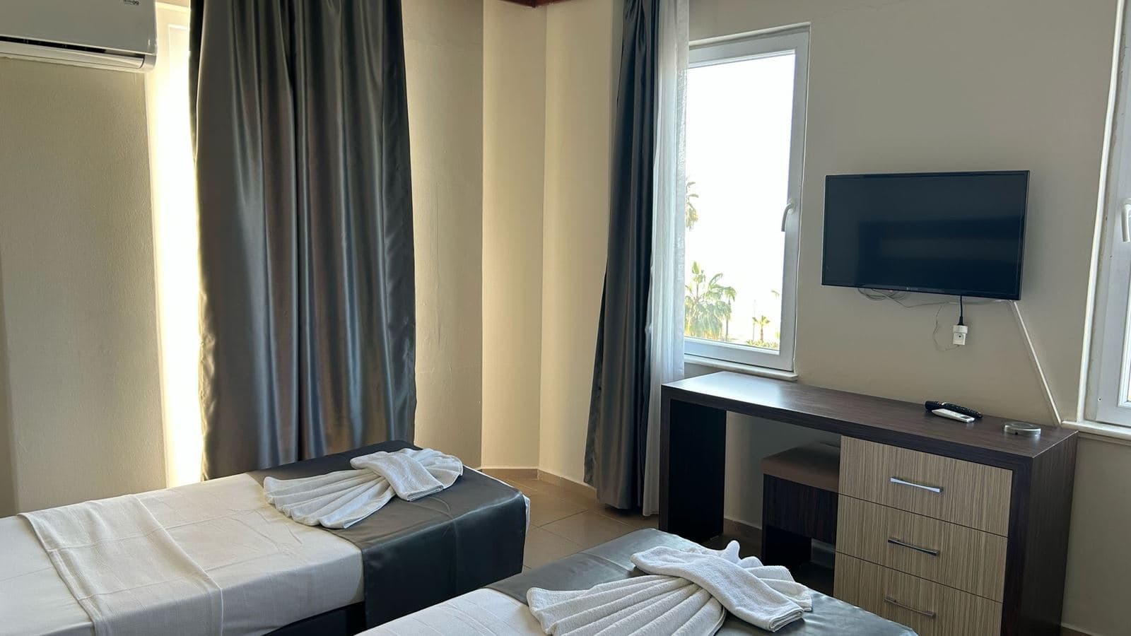 rooms-standard-room