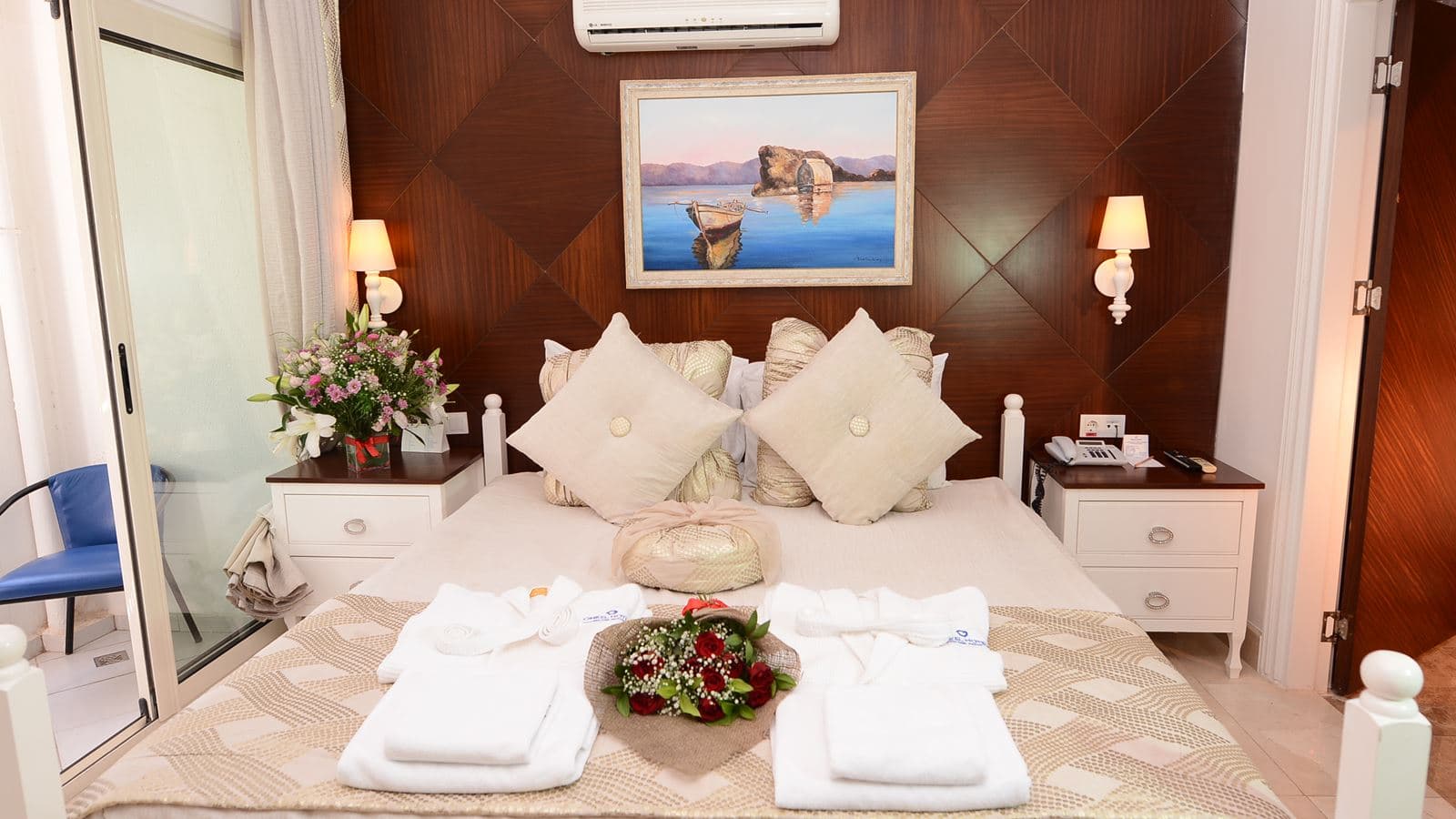 rooms-standard-room-land-view