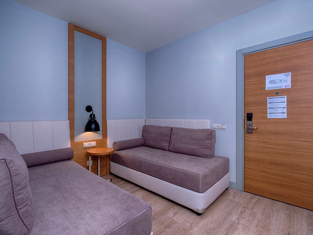 rooms-family-room
