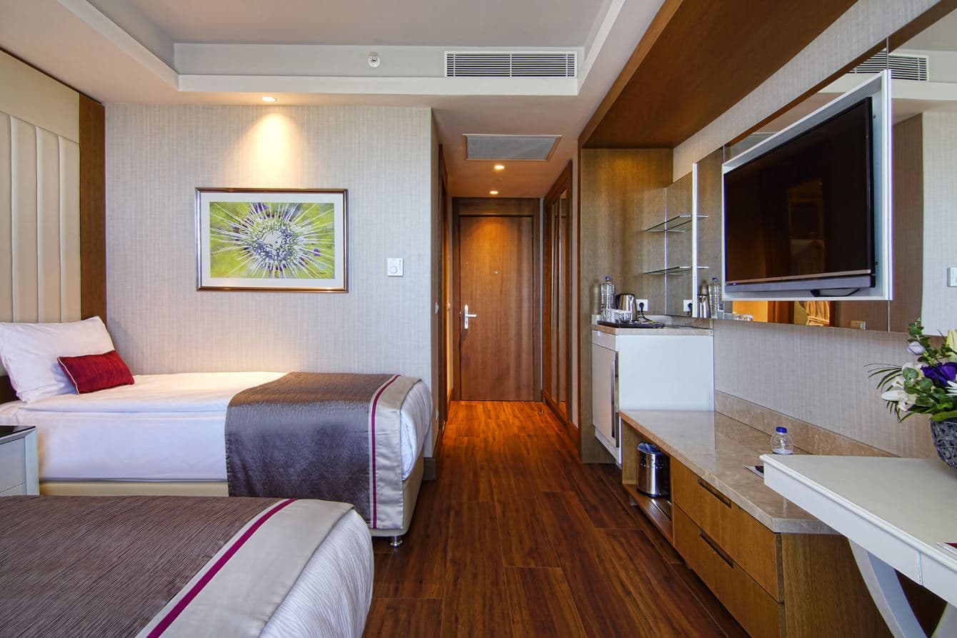 rooms-srandard-room-side-sea-view