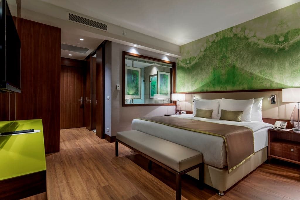 rooms-suite-garden
