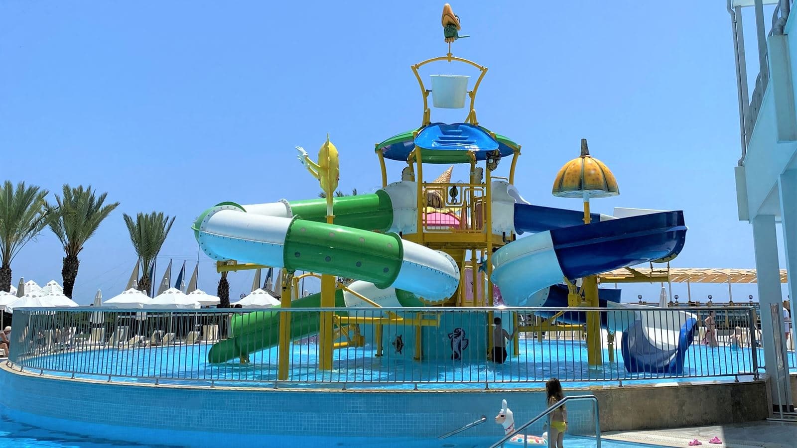 pools-outdoor-childrens-pool