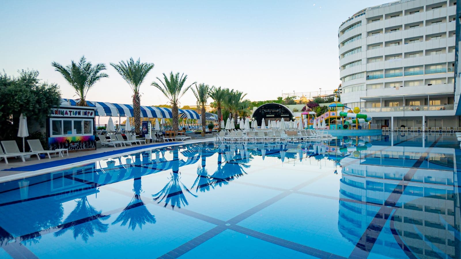 pools-outdoor-pool