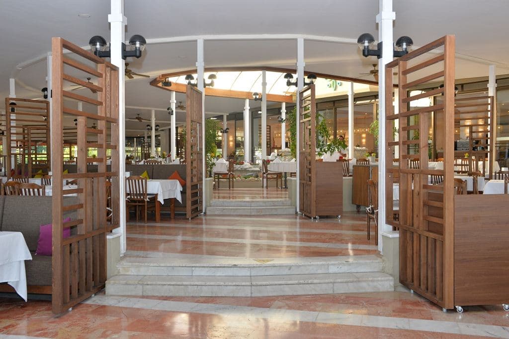 restaurants-veranda-restaurant