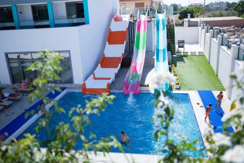 water-park-water-park