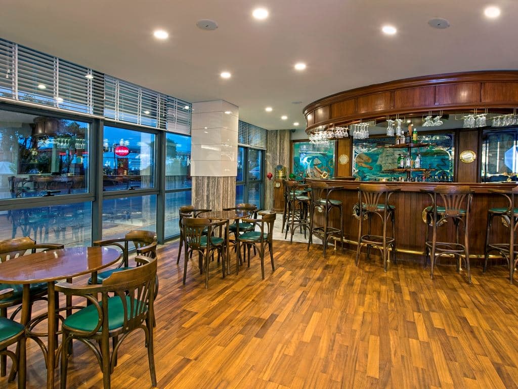 bars-lobby-bar