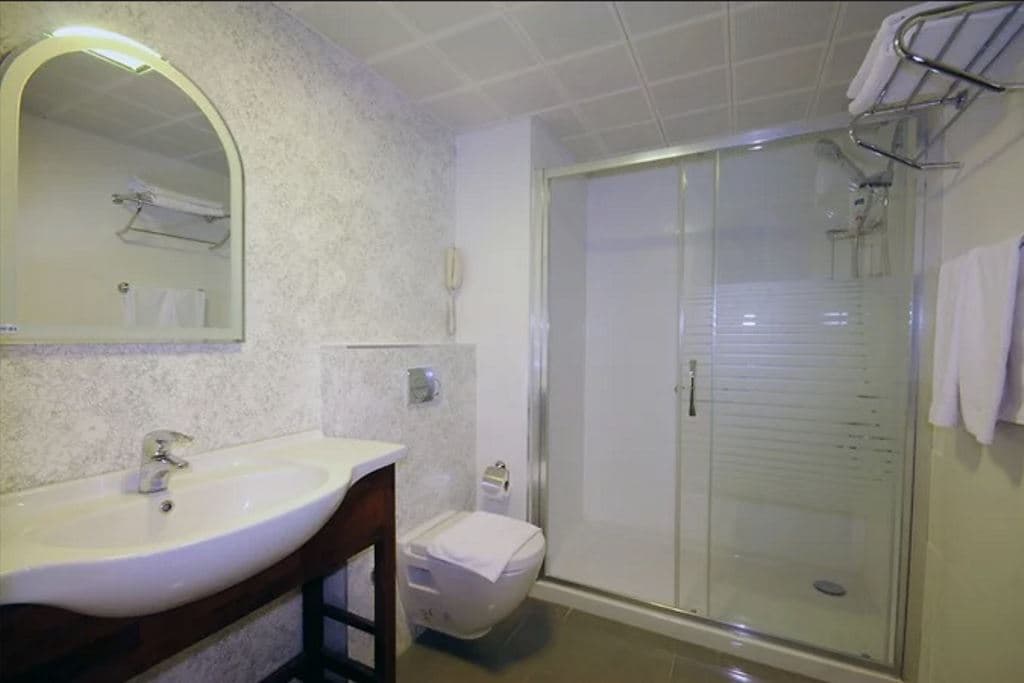 rooms-standrad-room-land-view