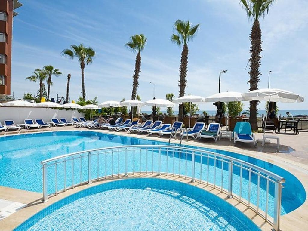 pools-outdoor-pool