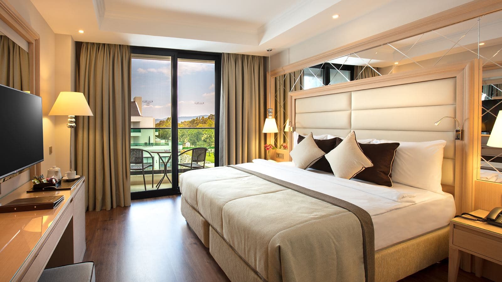 rooms-family-room