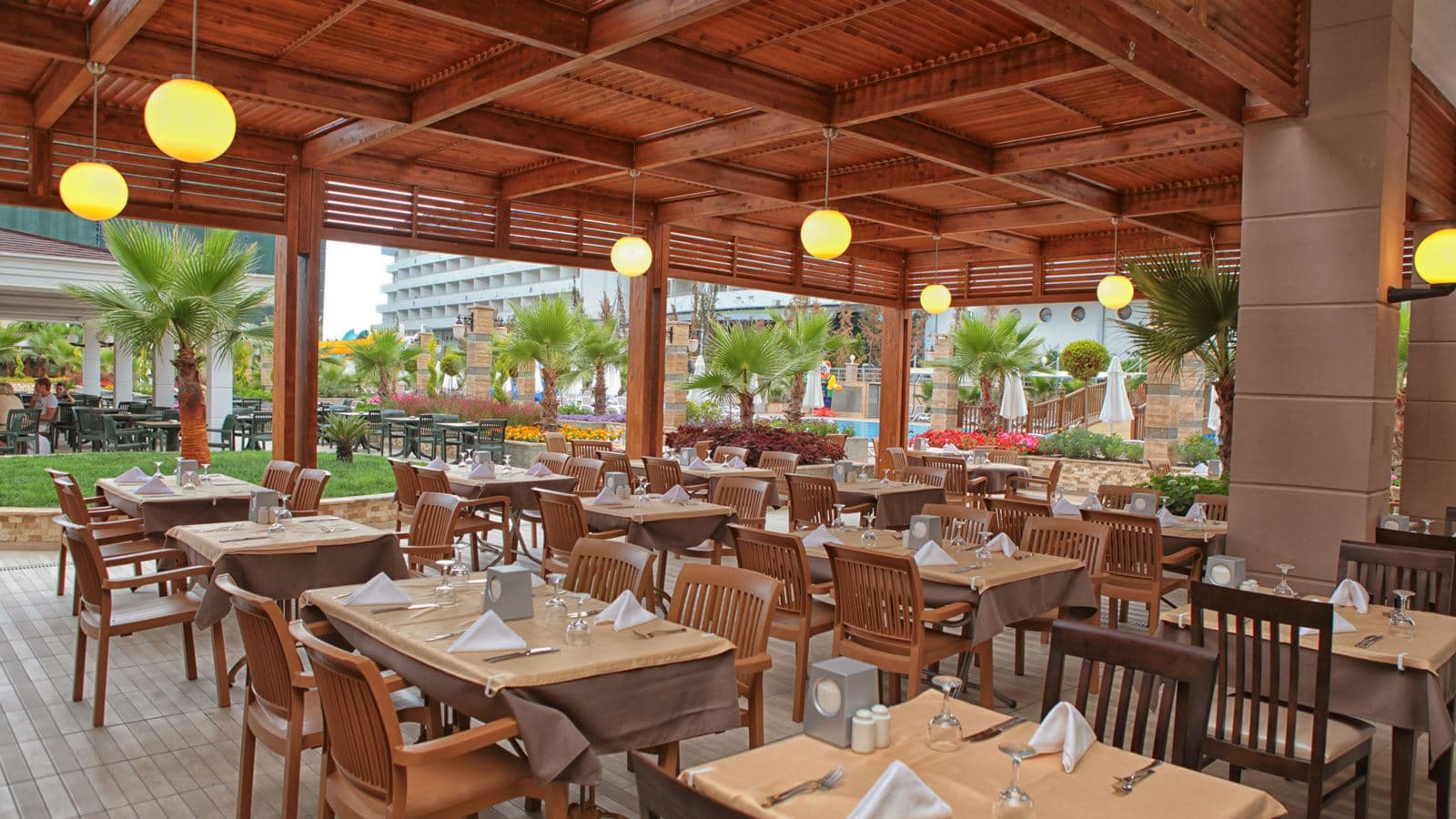 restaurants-main-restaurant