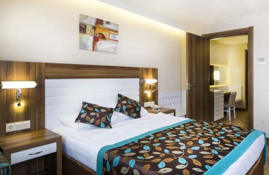 rooms-family-room