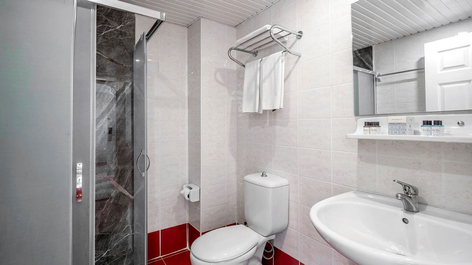 rooms-standard-room-with-balcony