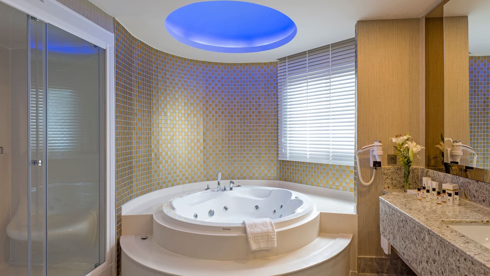 rooms-junior-suite