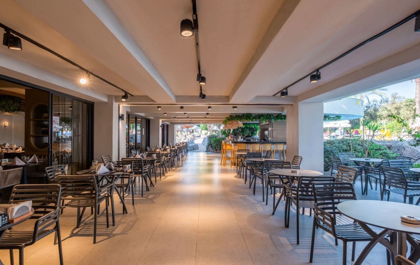 restaurants-main-restaurant