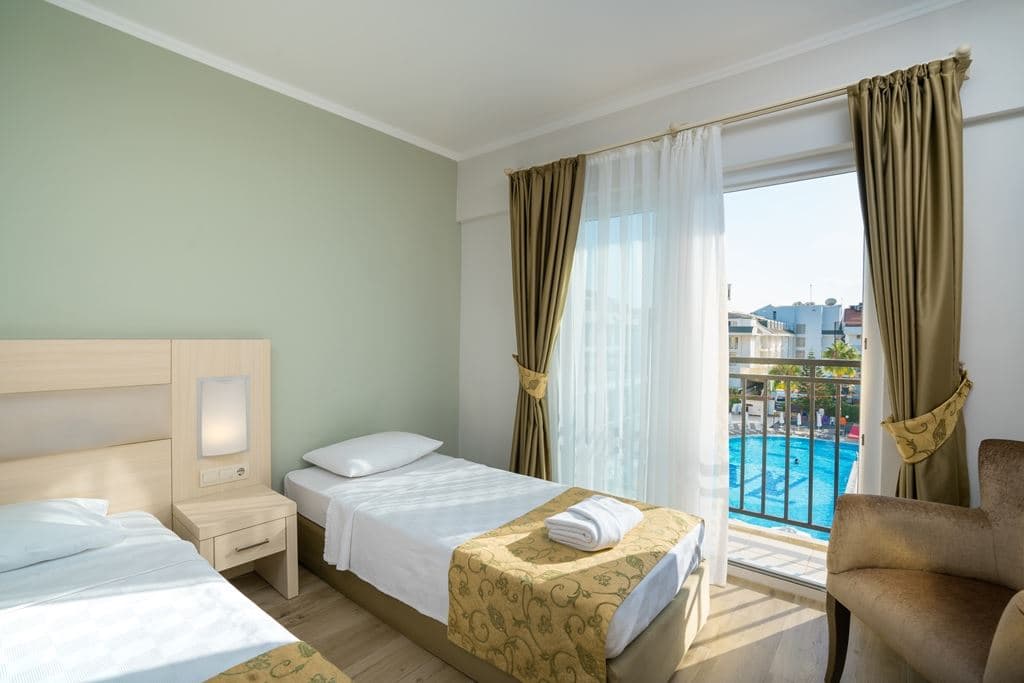 rooms-standard-room