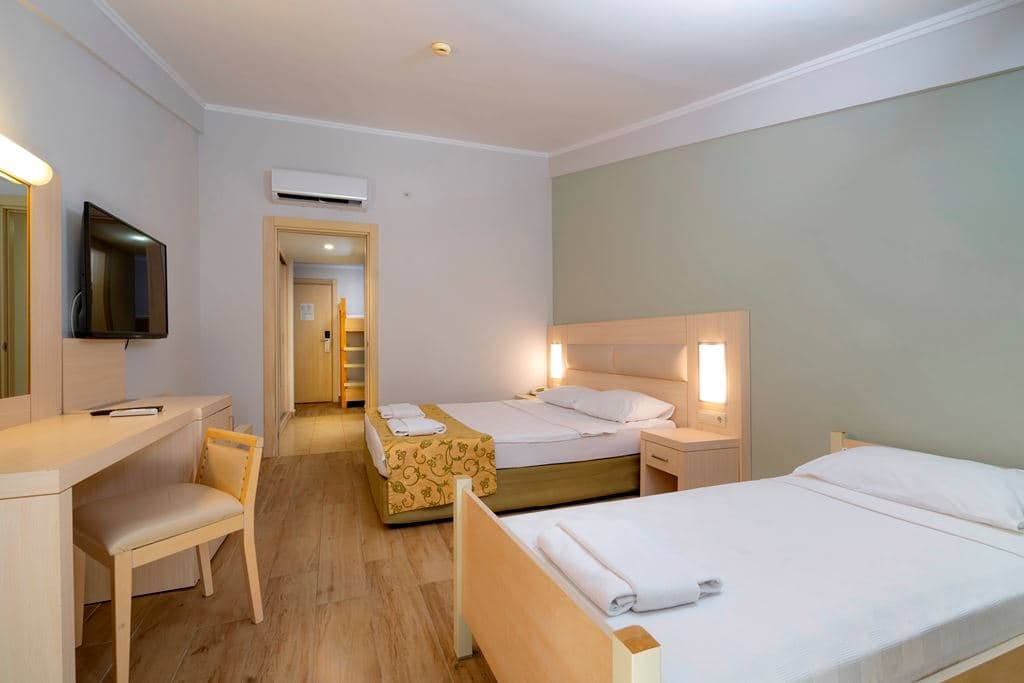 rooms-large-room
