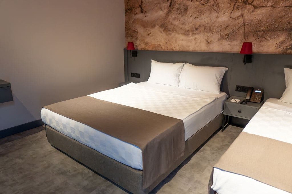 rooms-standard-room