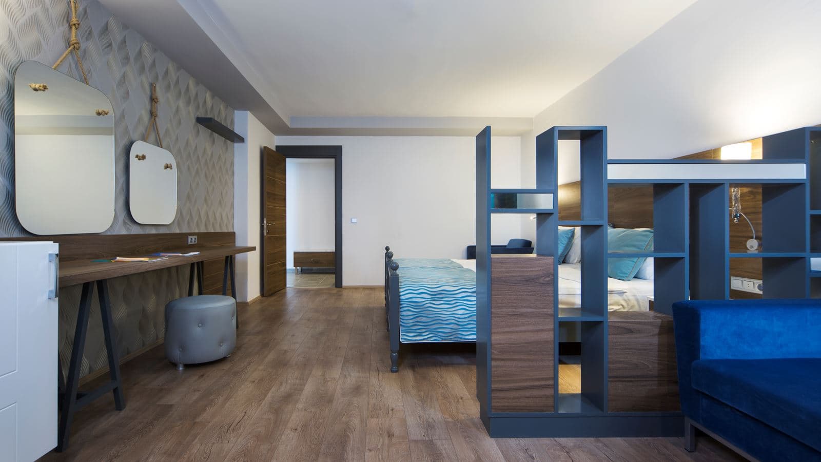 rooms-family-room-a