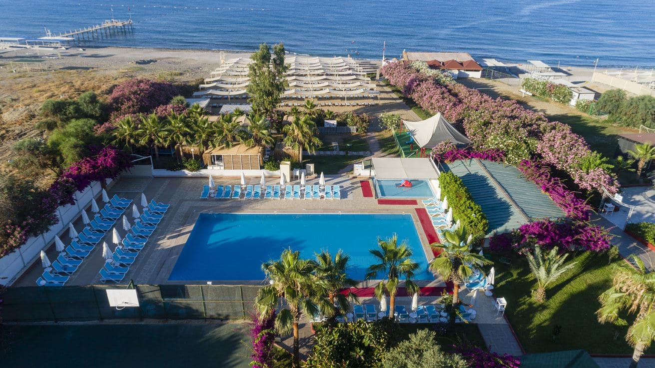 pools-outdoor-pool
