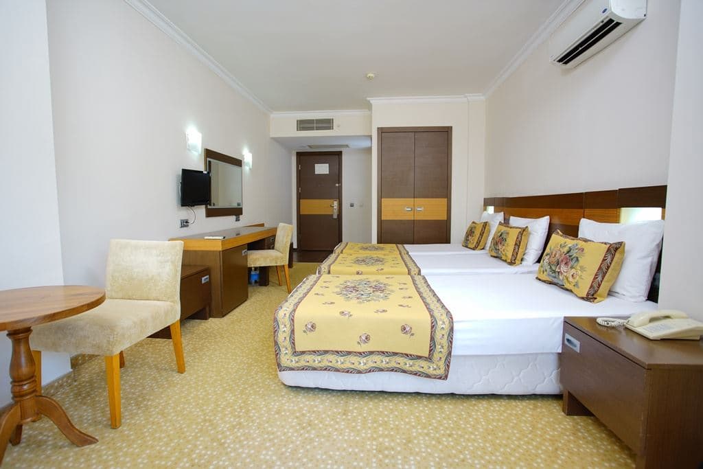 rooms-large-room