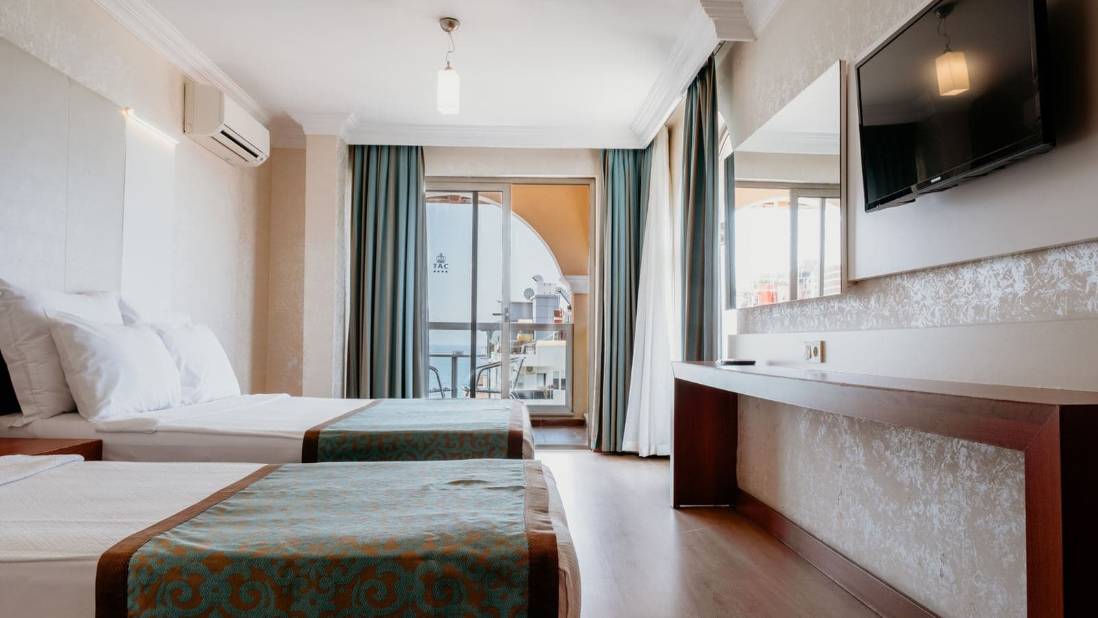 rooms-standard-room