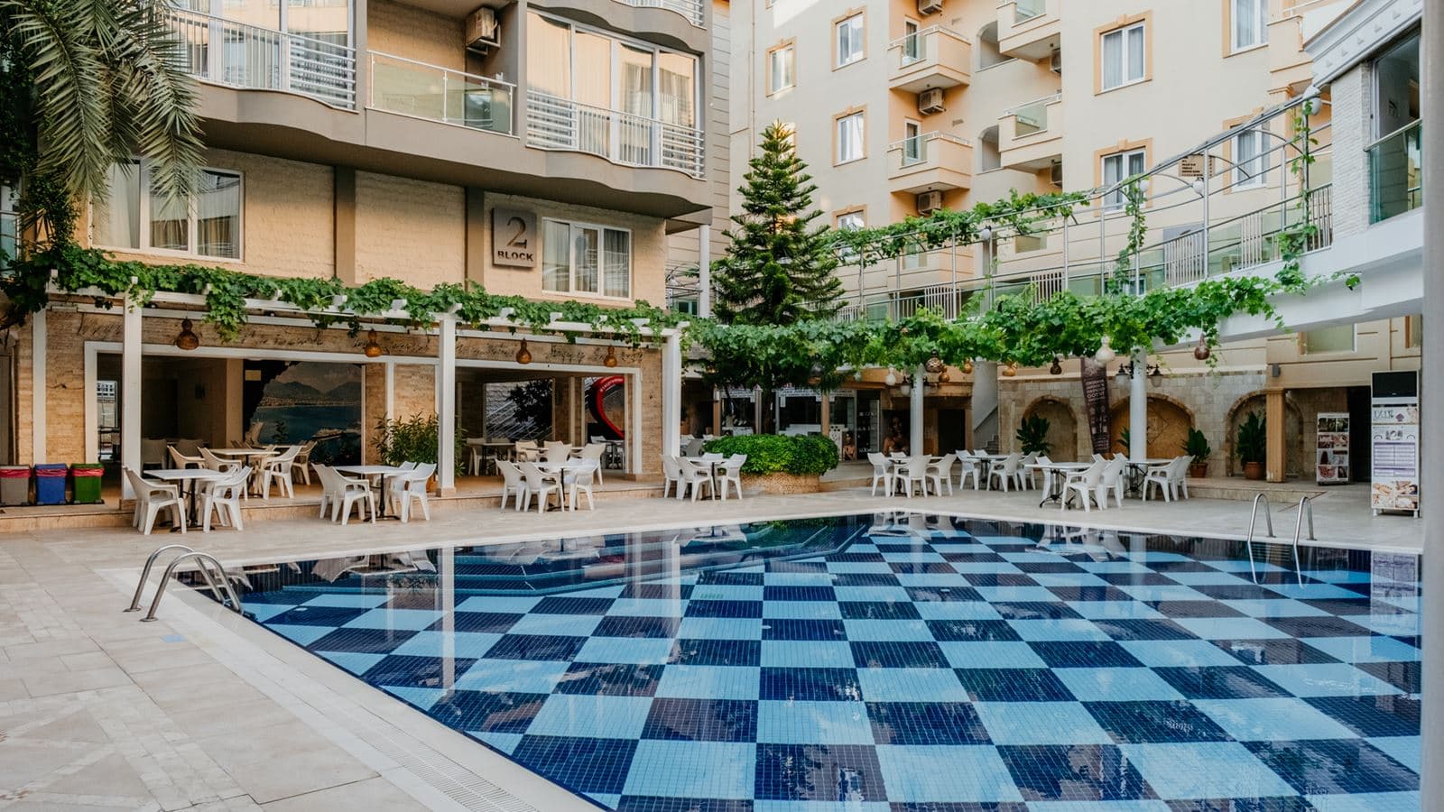 pools-outdoor-pool