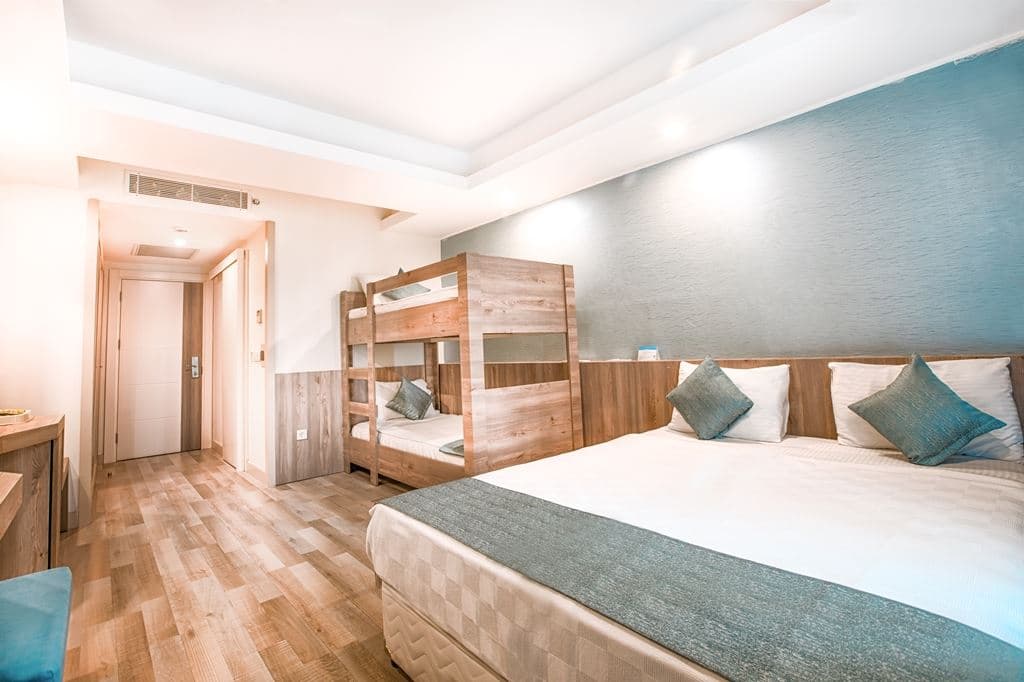rooms-standard-bunkbed-room--main-building-annex--building
