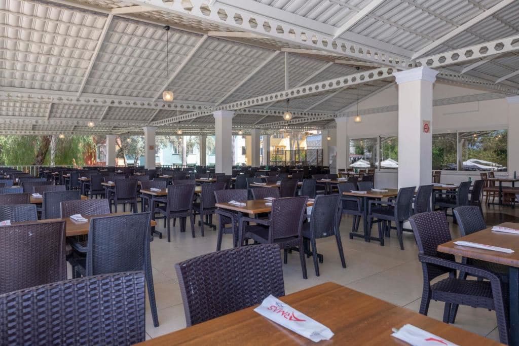 restaurants-snack-bar