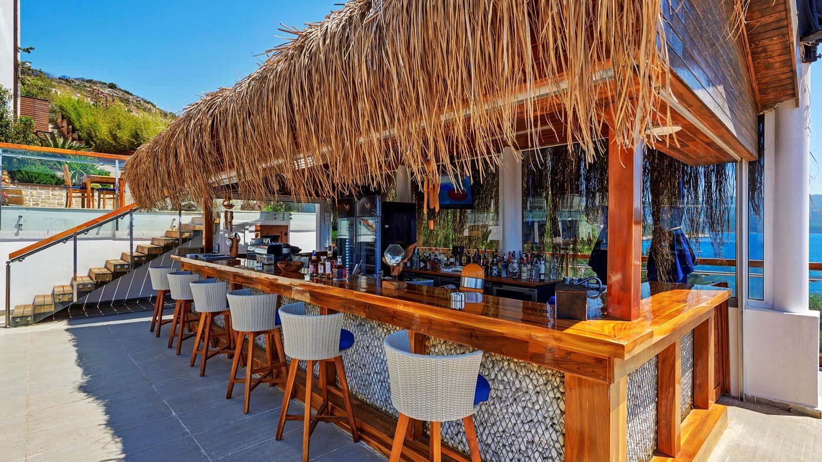 bars-meis-exclusive-beach-bar