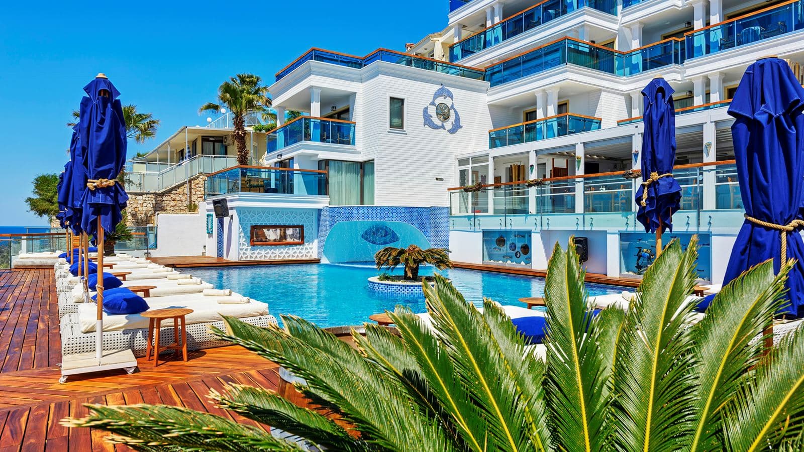 pools-outdoor-pool