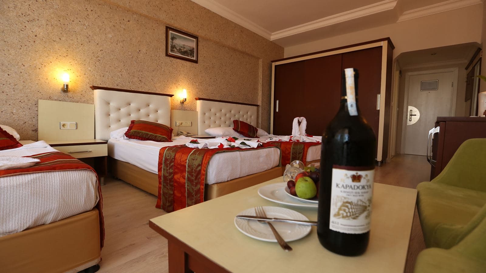 rooms-triple-room