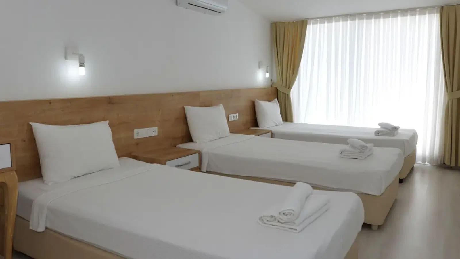 rooms-standard-room