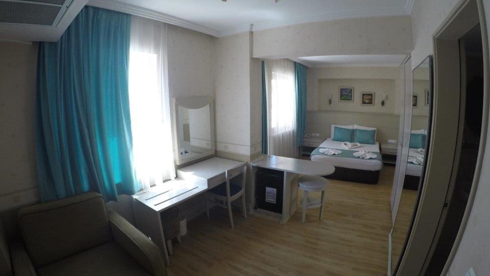 rooms-standard-room