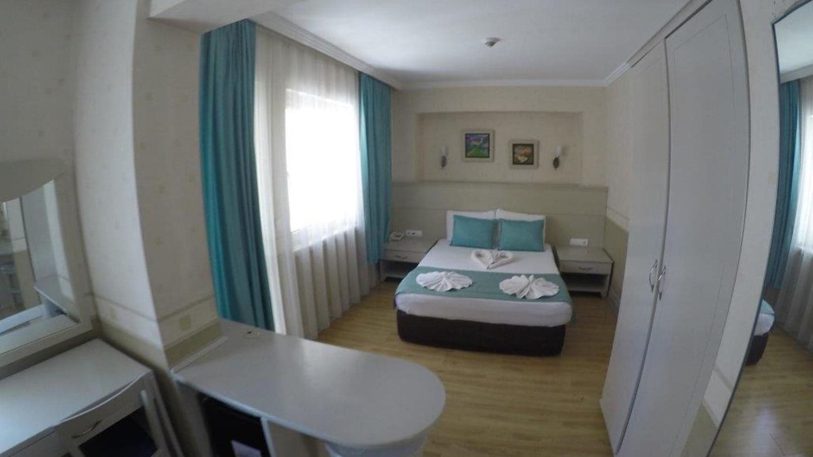 rooms-standard-room