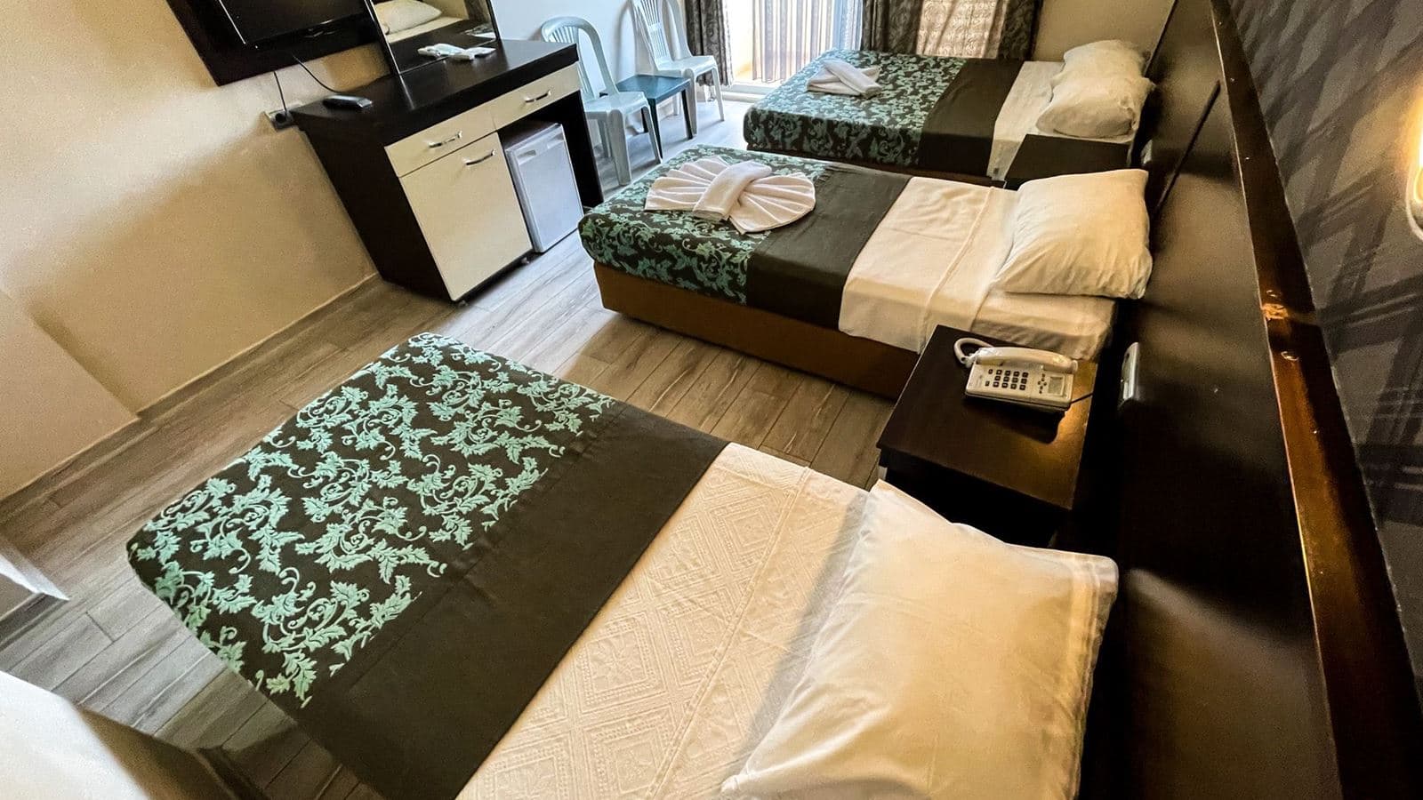 rooms-standard-room