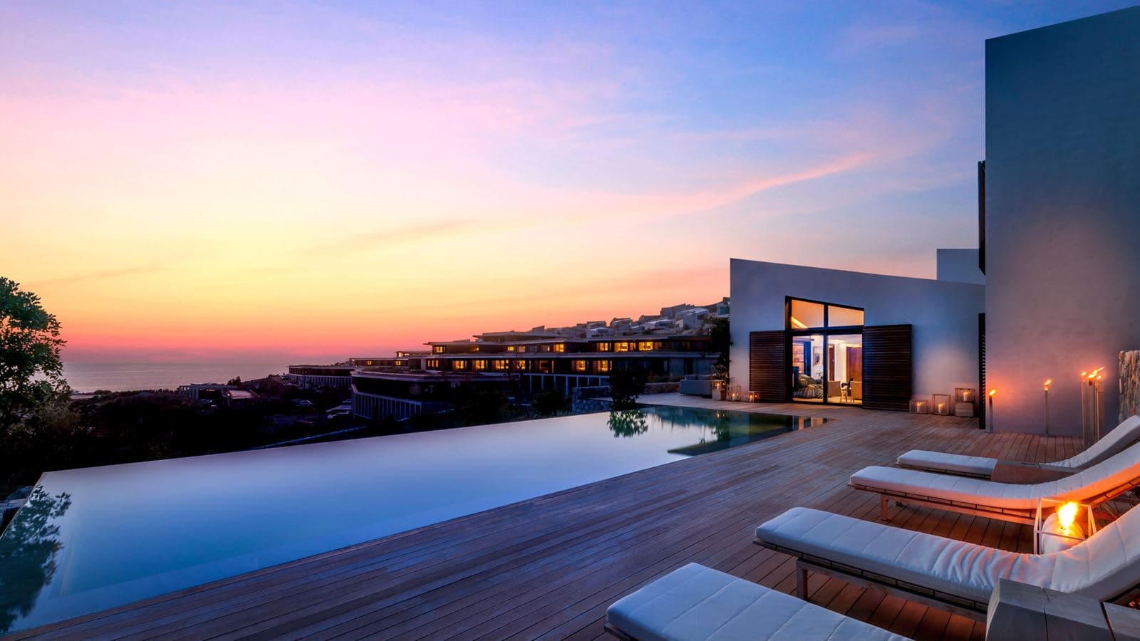 rooms-4-bedroom-pool--residence