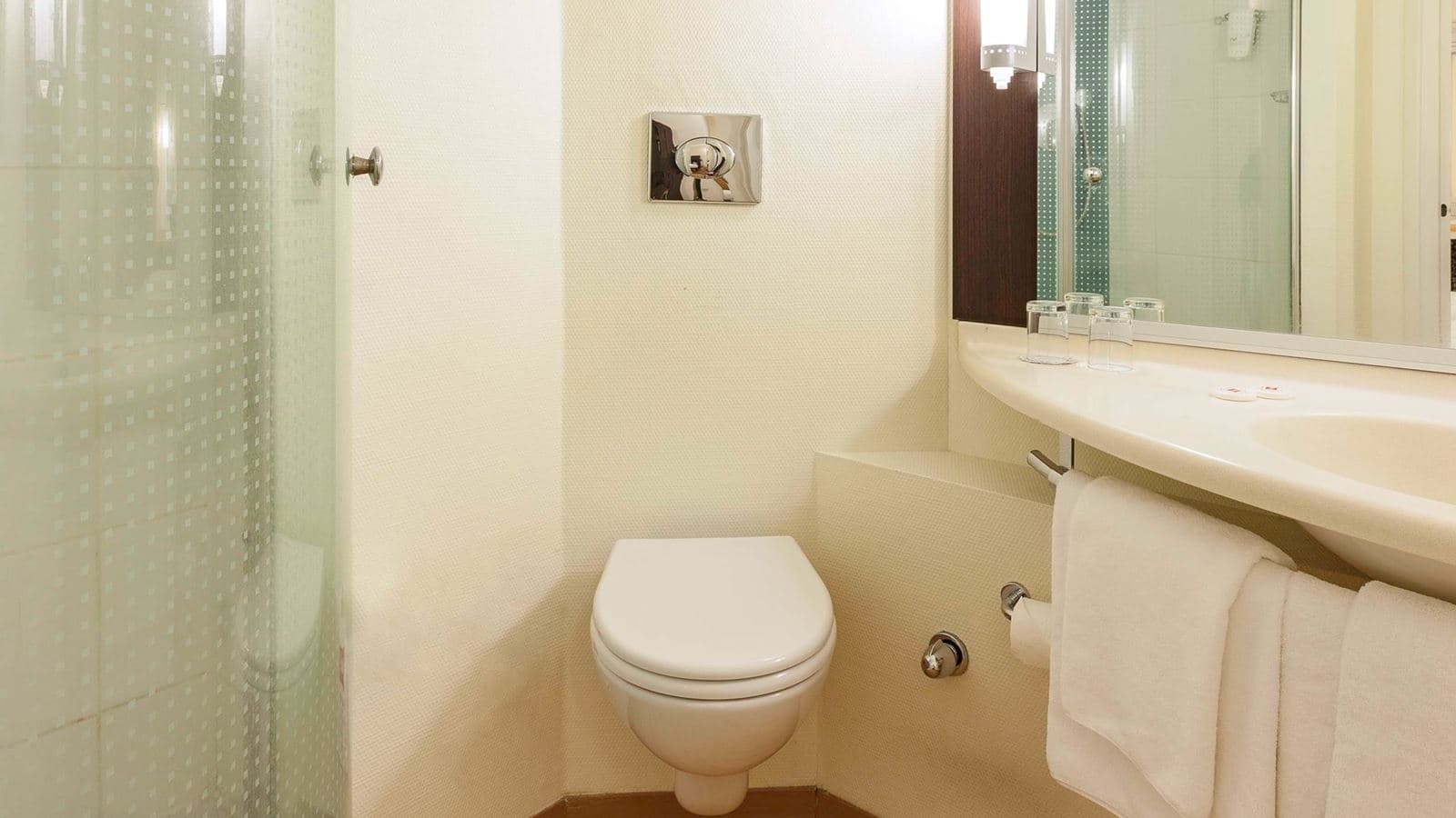 rooms-standard-room