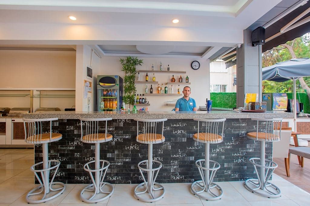 bars-pool-bar
