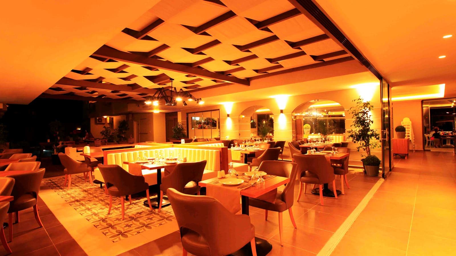 restaurants-suncity-restaurant