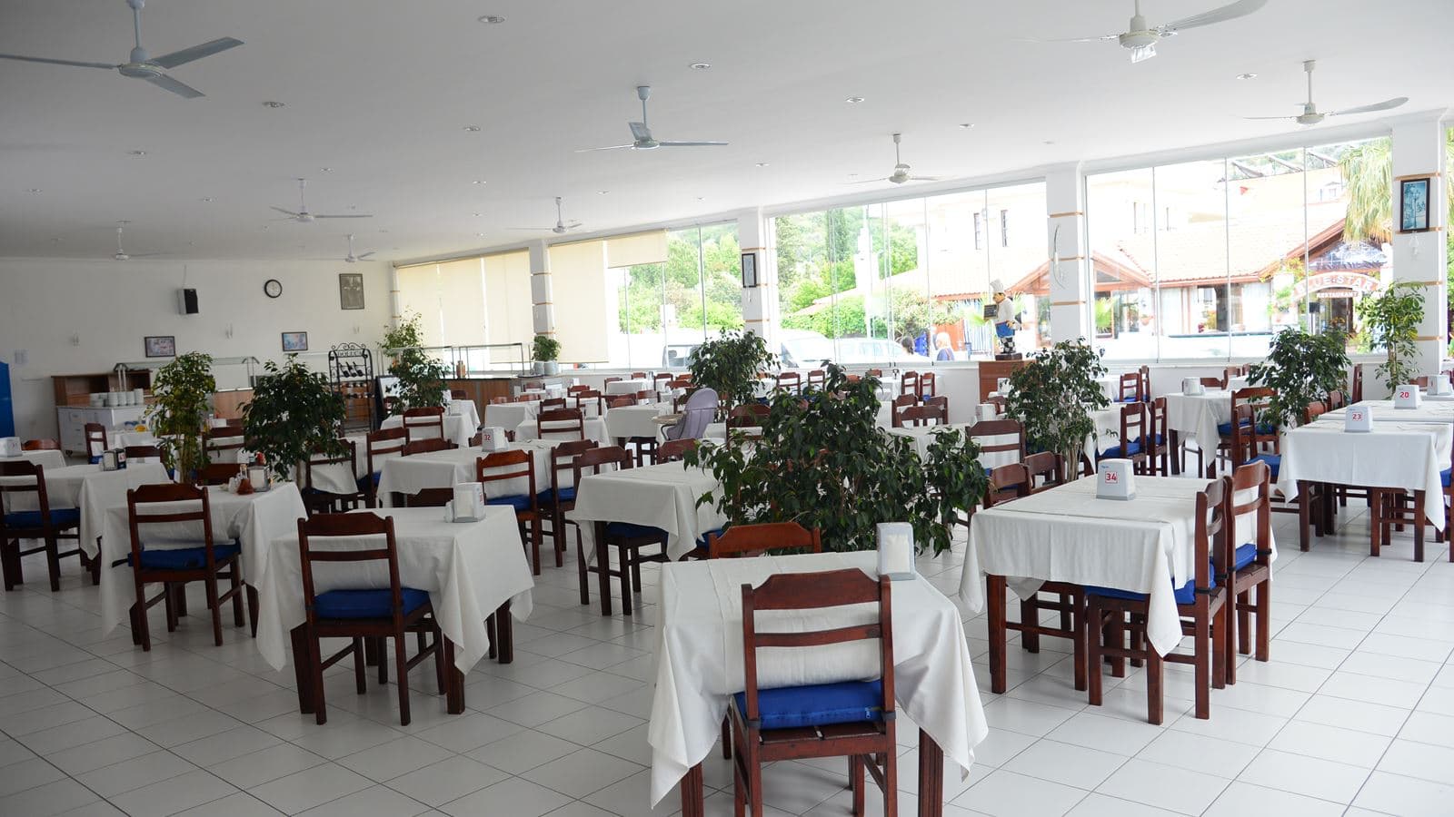 restaurants-main-restaurant