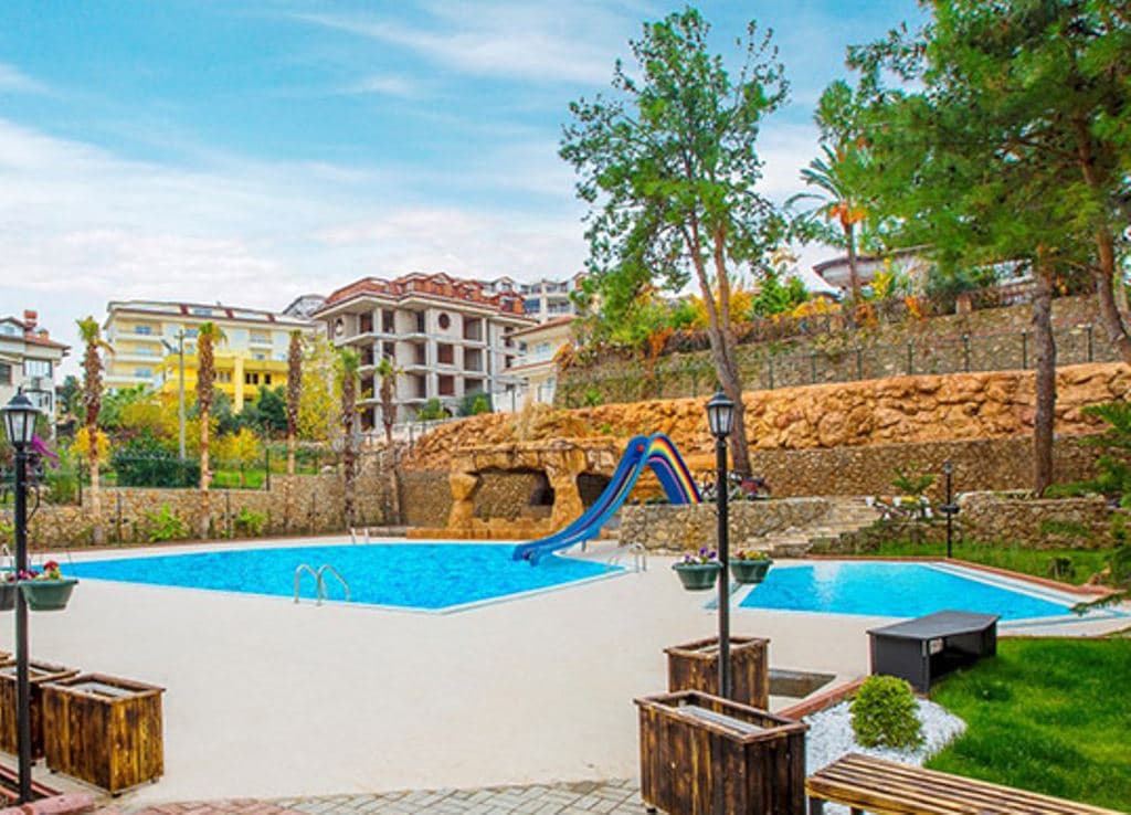 pools-outdoor-pool