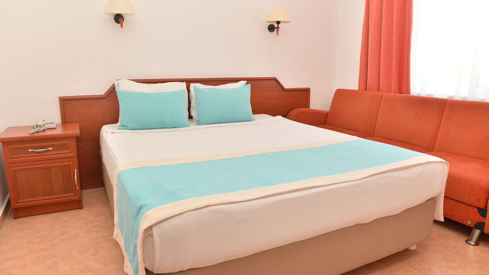 rooms-family-room-2-bedroom