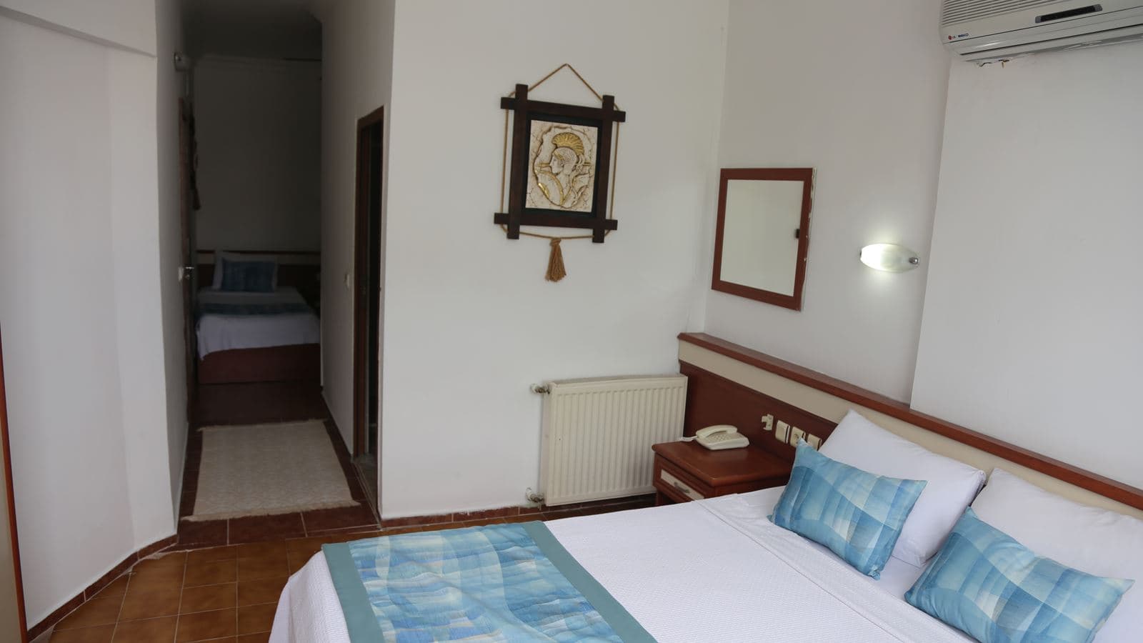 rooms-standard-room