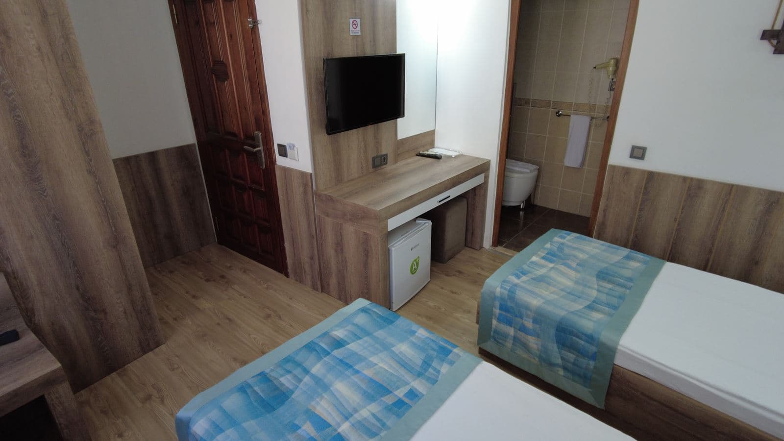 rooms-superior-room