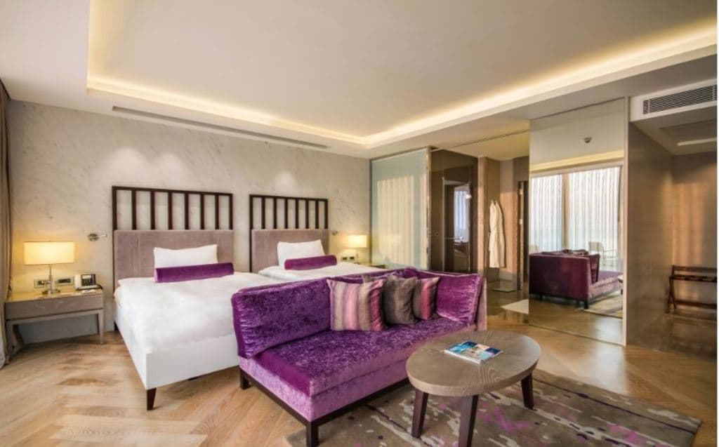 rooms-2-bedroom-suite