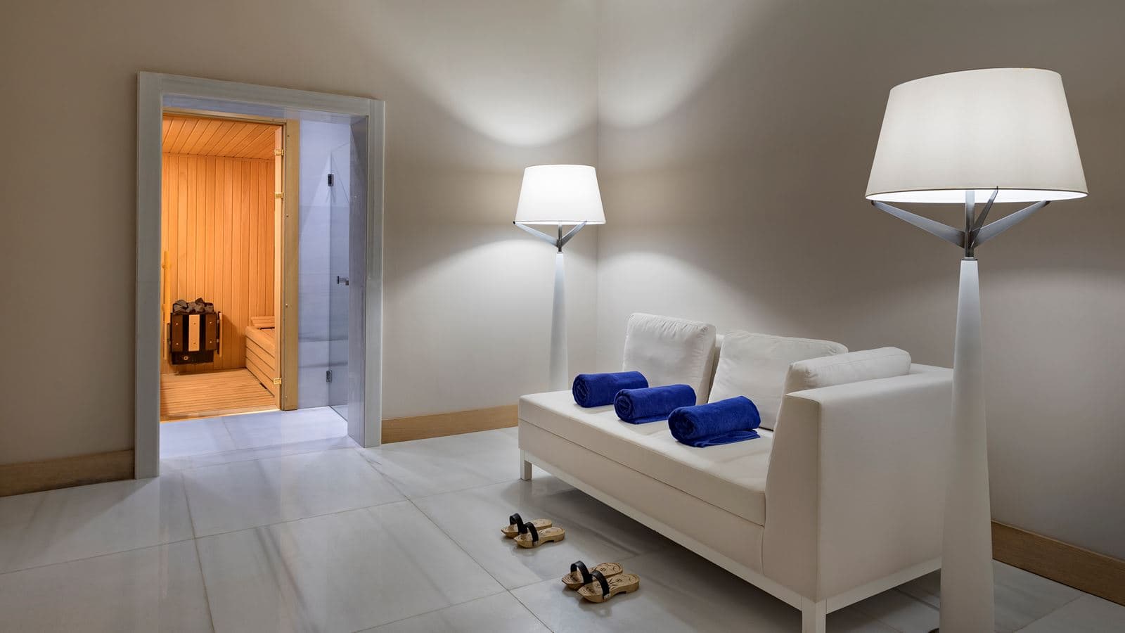 rooms-executive-villa-with-private-pool