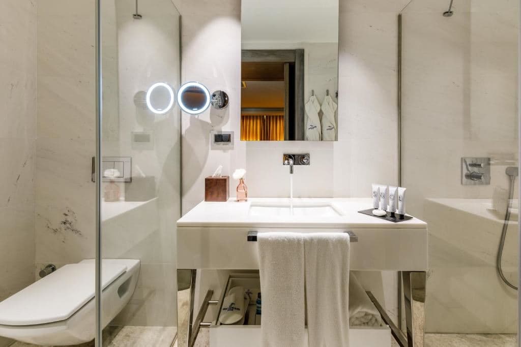rooms-superior-suite