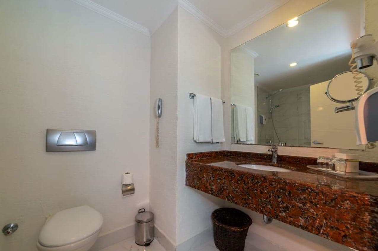 rooms-family-room