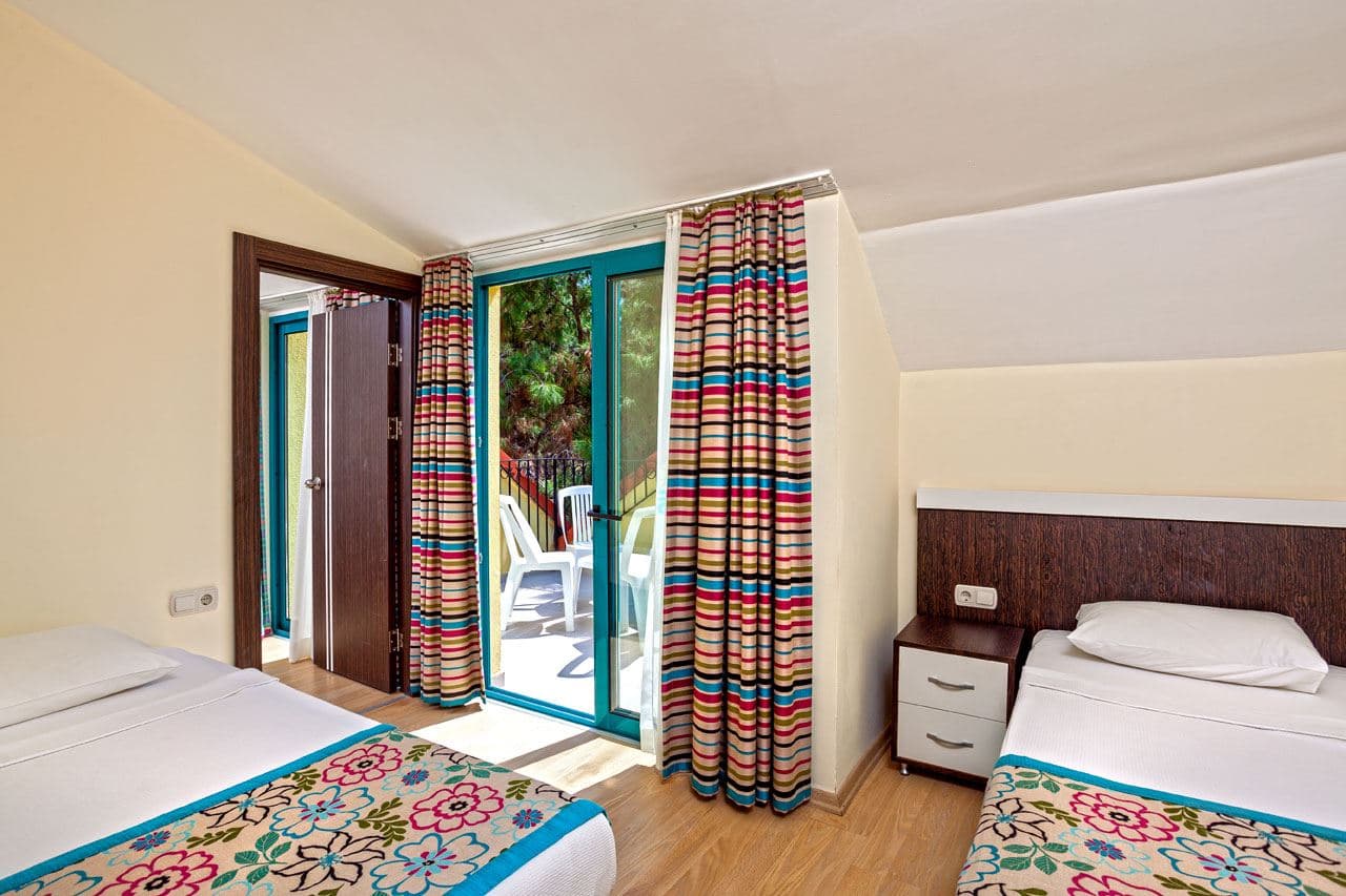 rooms-family-room